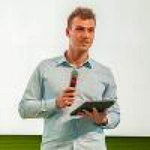 Alberto bio pic
